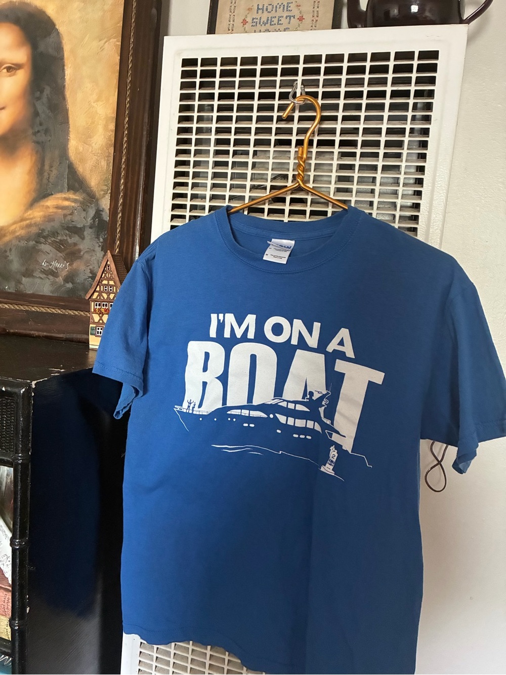 Gildan Blue Men's Graphic 'I'm On A Boat' Tee The Lonely Island